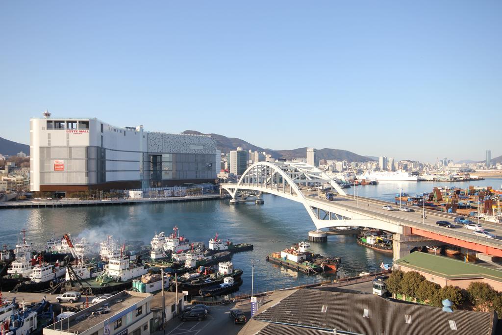 ホテル ブリッジ 釜山広域市 エクステリア 写真