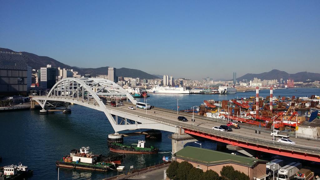 ホテル ブリッジ 釜山広域市 エクステリア 写真